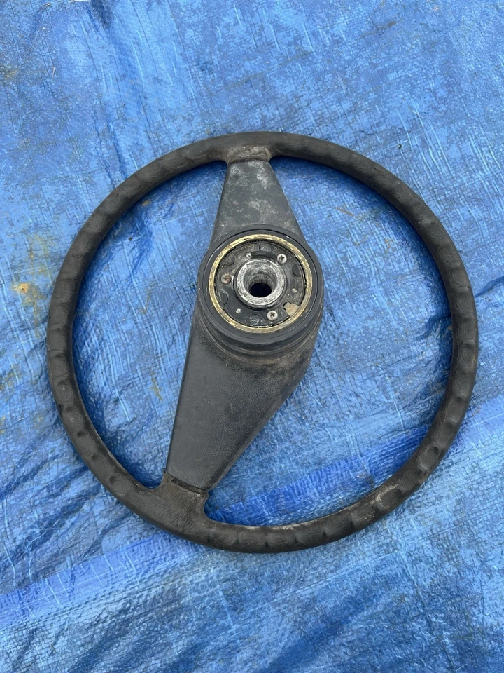 Porsche 924 steering wheel black 171419651A / 171419651B no horn push - Image 2 of 4