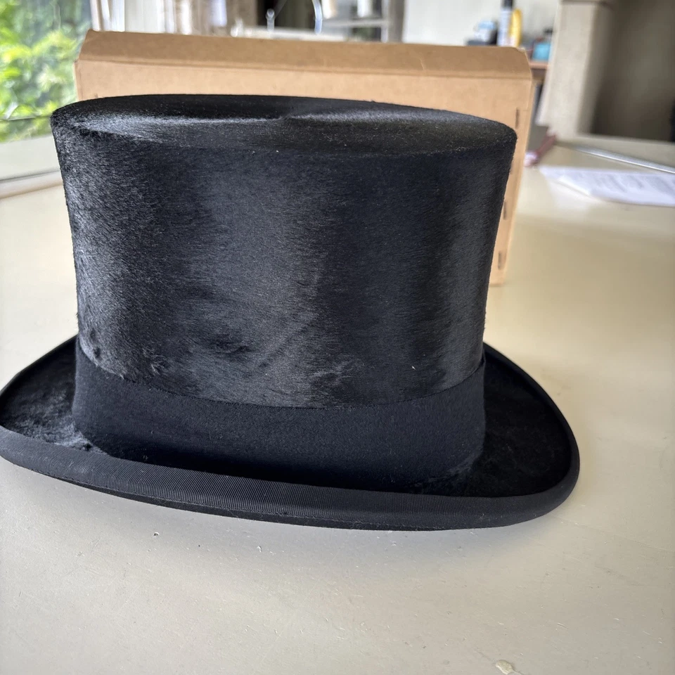 Vintage Black Silk Top Hat Herbert Johnson 1967 . Size 6 7/8 - 7. - Image 3 of 4