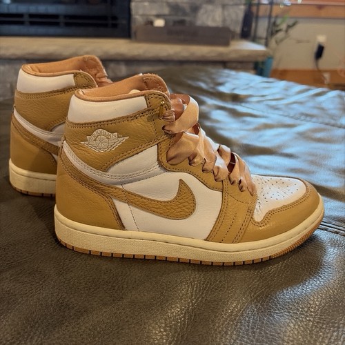 Jordan Air Jordan 1 Mid Mid-Top Leather Sneakers Tan/White Colorblock