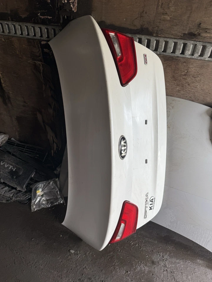 Maletero Kia Optima 2011-2013 Foto 2 de 2