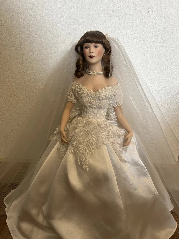 Muñeca Novia Porcelana “Junio” por Patricia Rose 1999 Espalda Poco agrietada Foto 2 de 4