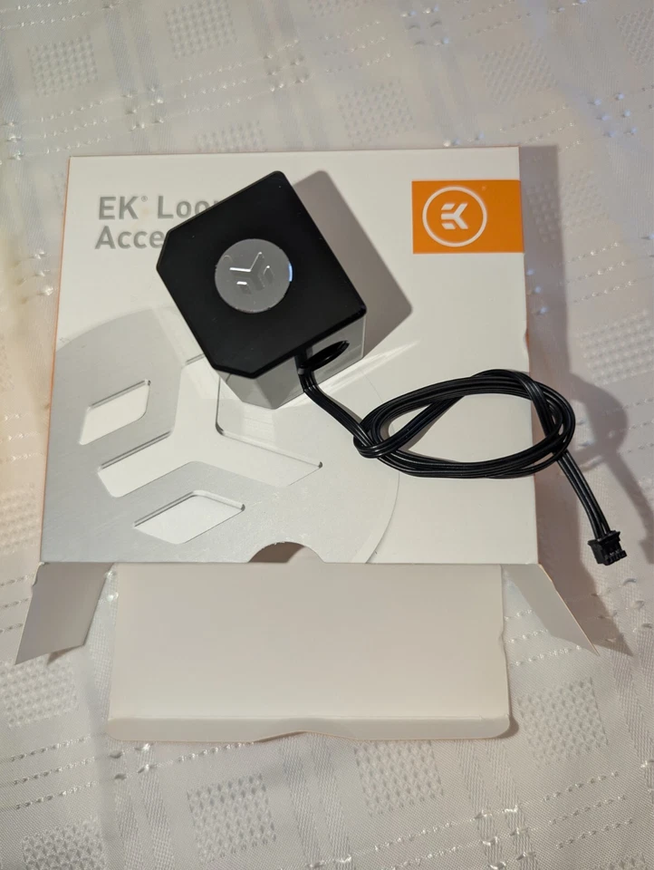 computer water cooling Parts - Image 2 of 4