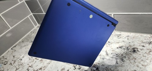 Bluetooth Keyboard For Tablet, Also Works As a Tablet Stand. - Picture 7 of 9