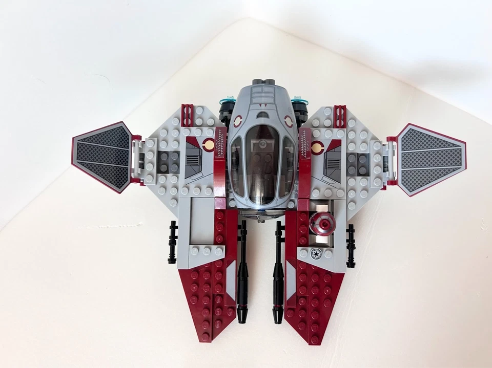 LEGO Star Wars 75135 Obi-Wan's Jedi Interceptor, foto 4 di 5