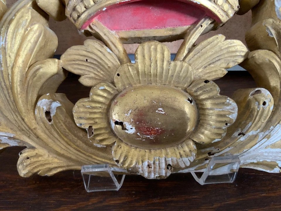 Fragmento de madera dorada arquitectónico francés siglo XIX tallado a mano encontrado en Francia Foto 3 de 4