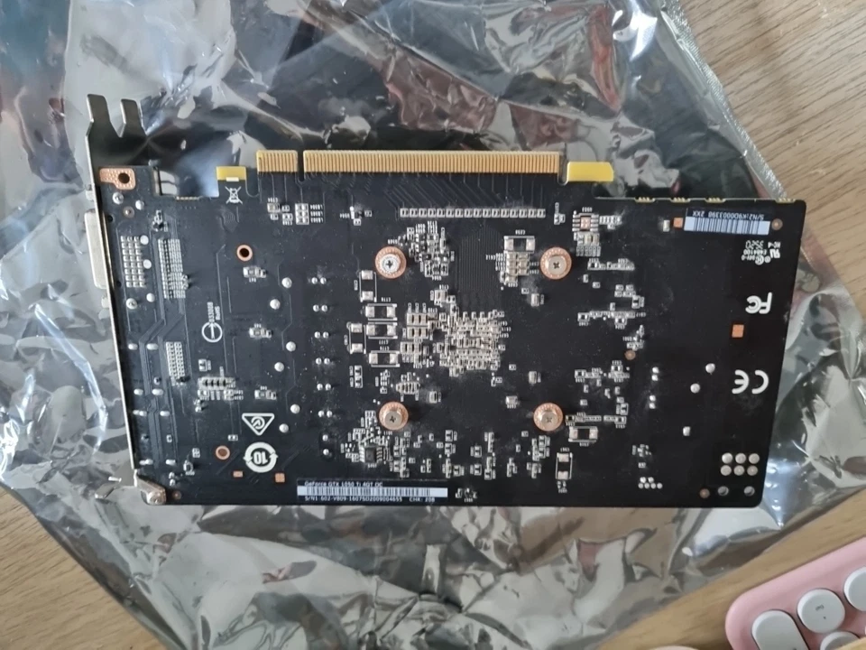 1050ti 4gb OC Graphics Card - Image 3 of 4