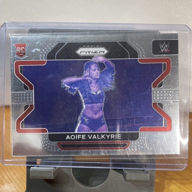2022 Panini Prizm WWE - Aoife Valkyrie #67 (RC)
