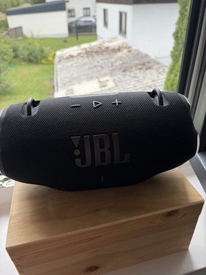 JBL Xtreme 4 tragbarer Bluetooth-Lautsprecher USB-C schwarz zylindrisch