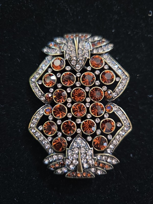 New Heidi Daus Halting Glamour Smoke Topaz Swarovski Crystal Art Deco Pin Brooch