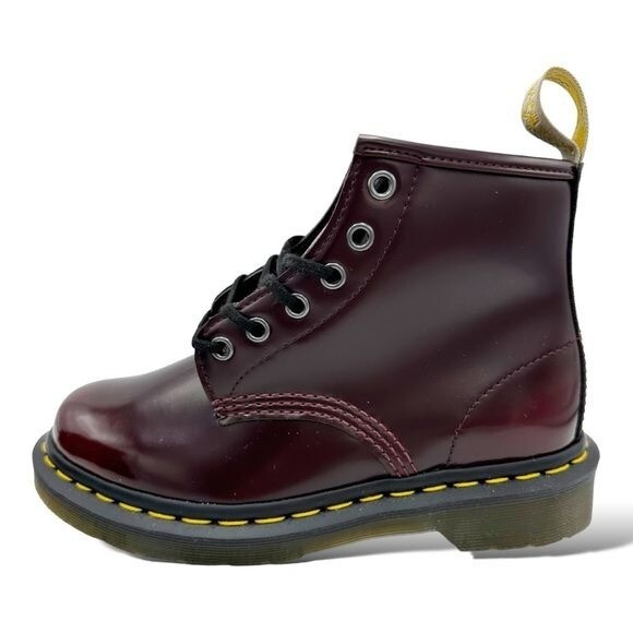 Dr Martens Cherry Red Vegan 101 Mid Boots Sz Men's 4 Women's Dr Martens Cherry Red Vegan 101 Mid Boots Sz Men's 4 Women's