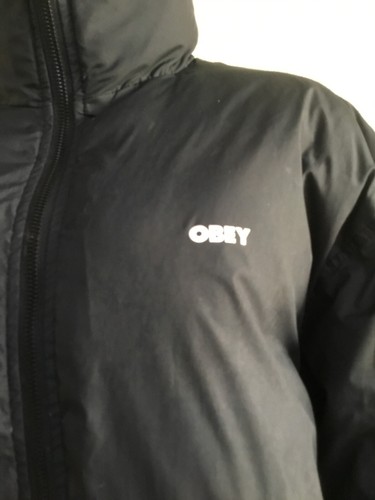 OBEY Cropped Puffer Jacket Half Zipper Quilted Logo Kangaroo Pockets Blk S - Picture 3 of 12
