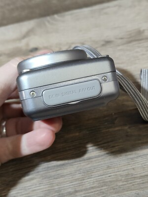 Canon PowerShot A710 IS 7.1 MP Compact Digital Camera Silver