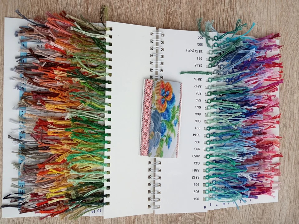 DMC Color Chart with Real Thread Samples - 482 Colors, 10 cm Lengths, Includes - Image 4 of 4