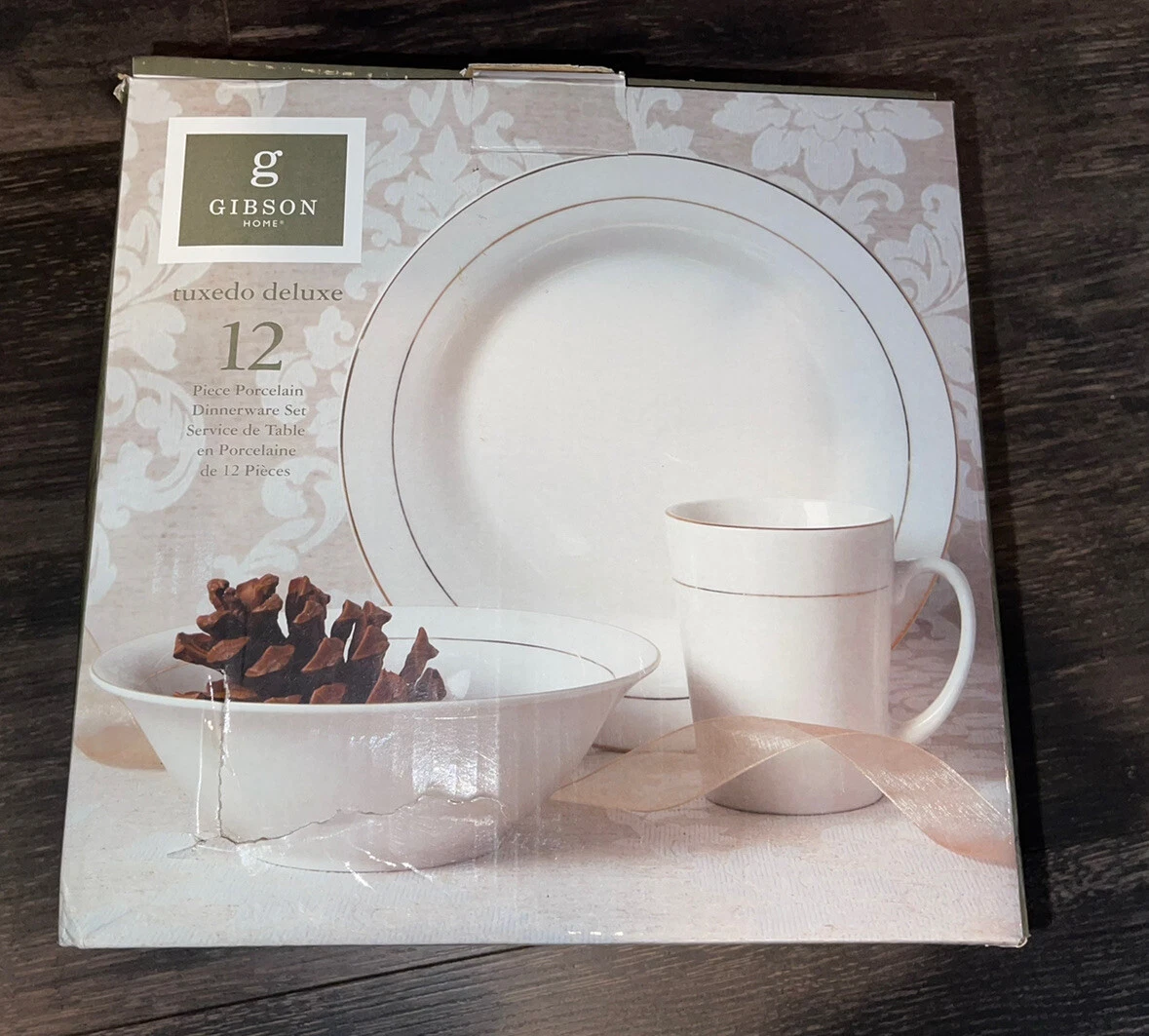 Gibson Tuxedo Deluxe 12 Piece Dinnerware Set White Traditional