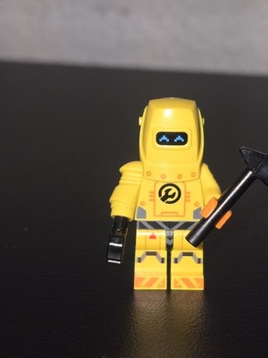 LEGO Robot Repair Tech Collectible Minifigure Series 22 CMF 71032 Figure Minifig