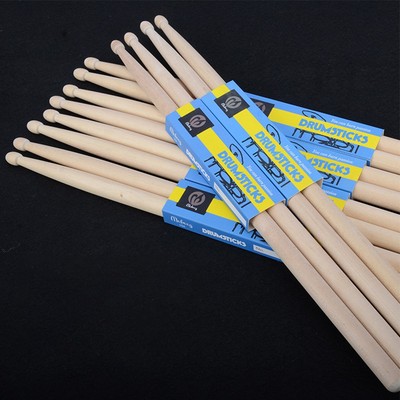 Drumsticks kleiner Unterschied durch die Monitorkamera oder andere Faktoren