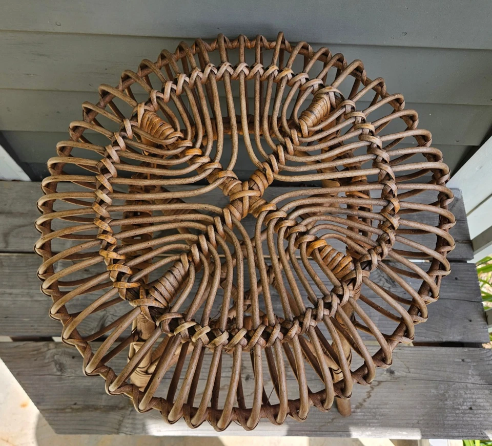 Taburete o soporte para plantas vintage Franco Albini de bambú ratán mediados de siglo moderno Foto 2 de 4