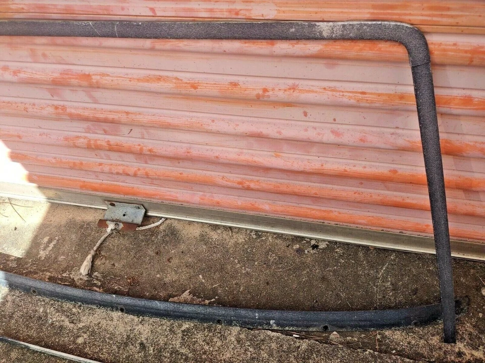 Комплект виниловой отделки верха для 4 дверей 1979-87 Ford Crown Victoria LOC-187 - Изображение 2 из 4