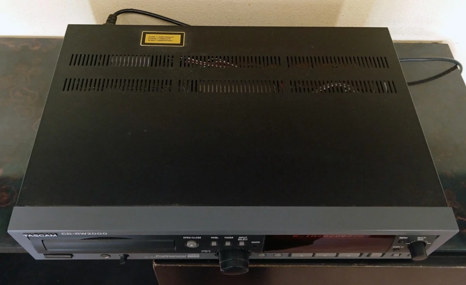 Tascam CD-RW 2000 registratore masterizzatore professionale - Image 2 of 4