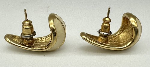 Vintage Gold Tone Metal & Cream Colored Enamel Earrings - Picture 5 of 6