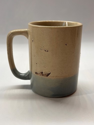 Otagiri Harbor Boathouse Seagulls Fishing Mug - Imagen 2 de 6