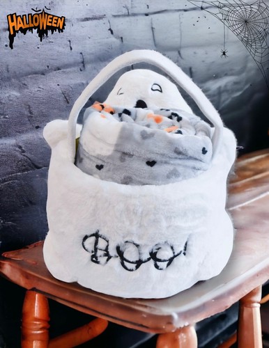 Ghost Throw Blanket & Faux Fur Halloween Glow In The Dark Basket Set Tk Maxx - Picture 20 of 20