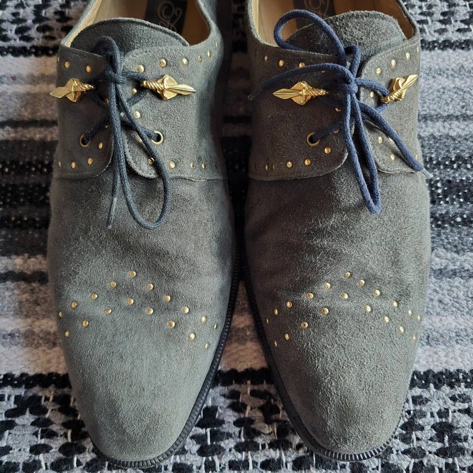 Zapatos Oxford de Gamuza Fratelli De Colección Hechos en Italia Talla 9.5 Gris con Tachuelas Doradas Dagas Foto 3 de 4