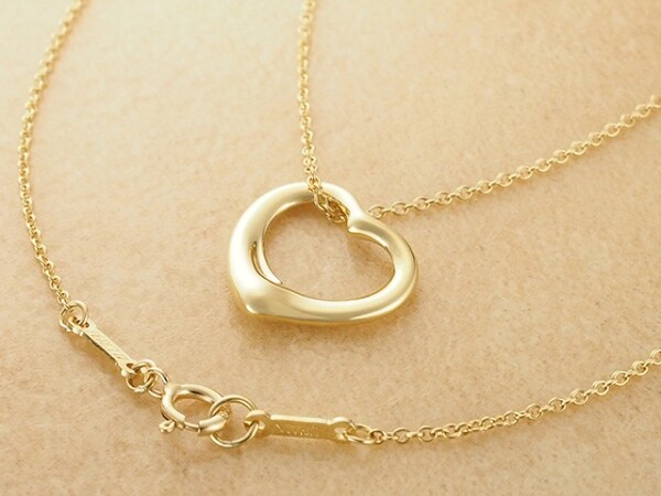 新品k18YG (750)ペンダントCC