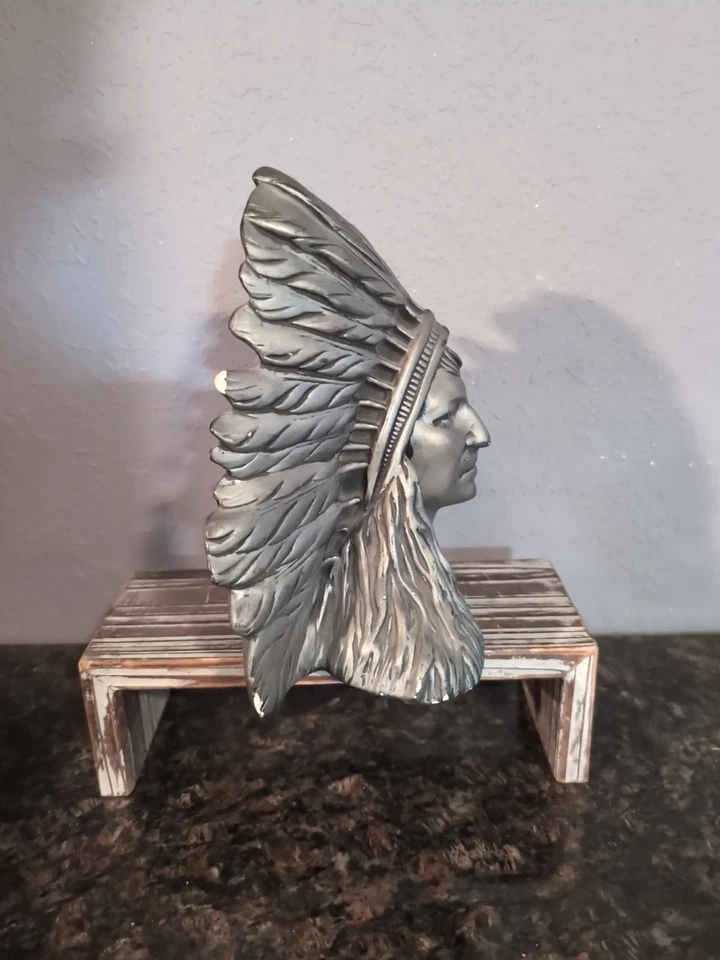 Banco de monedas indio vintage, molde atlántico de cerámica Foto 4 de 4