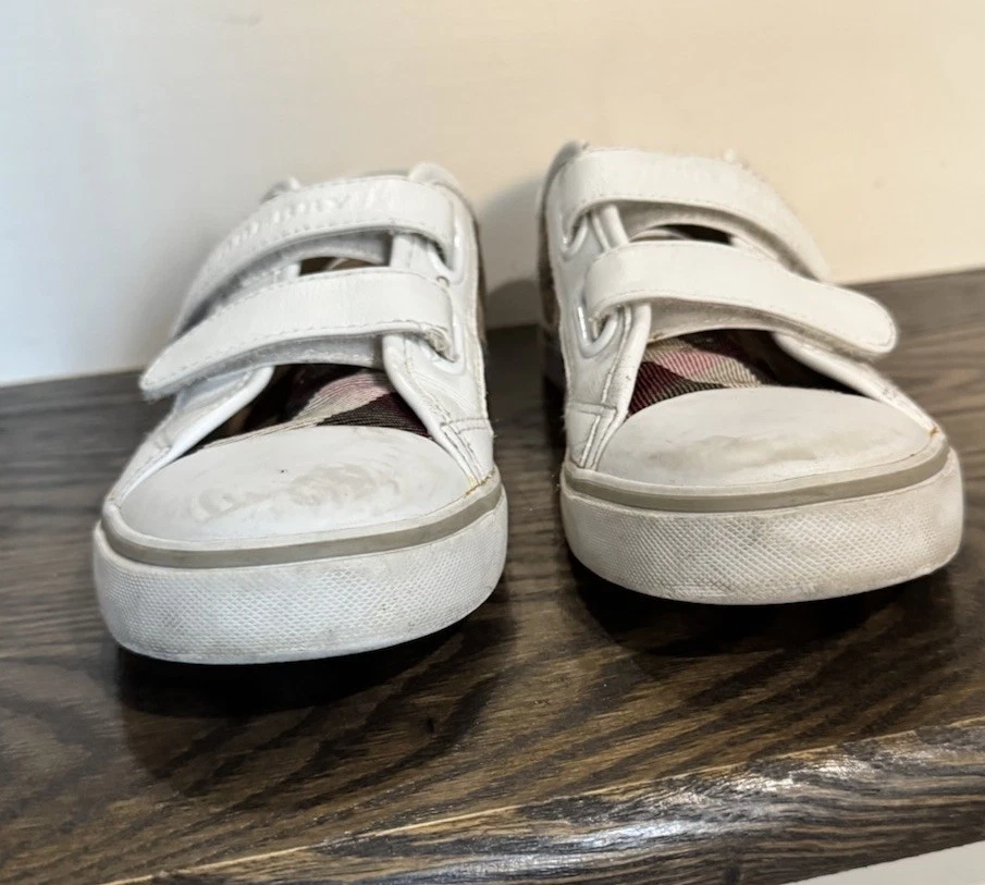 Burberry Zapatos Tenis Niños Talla 33 Foto 4 de 4