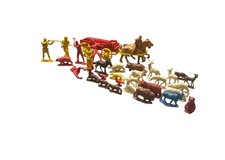 Vintage 1950 Lot of 35 Auburn Rubber Western Indians Pioneer Figures Wagon READ
