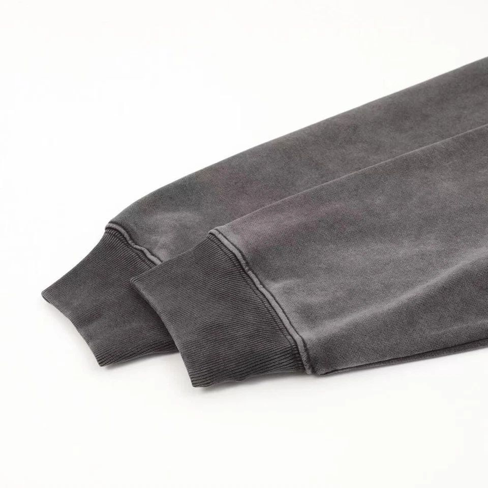 Sudadera Gucci Usada en Excelente Condición Parche Letra Dañada Bordada Cuello Redondo Talla:L Foto 3 de 4