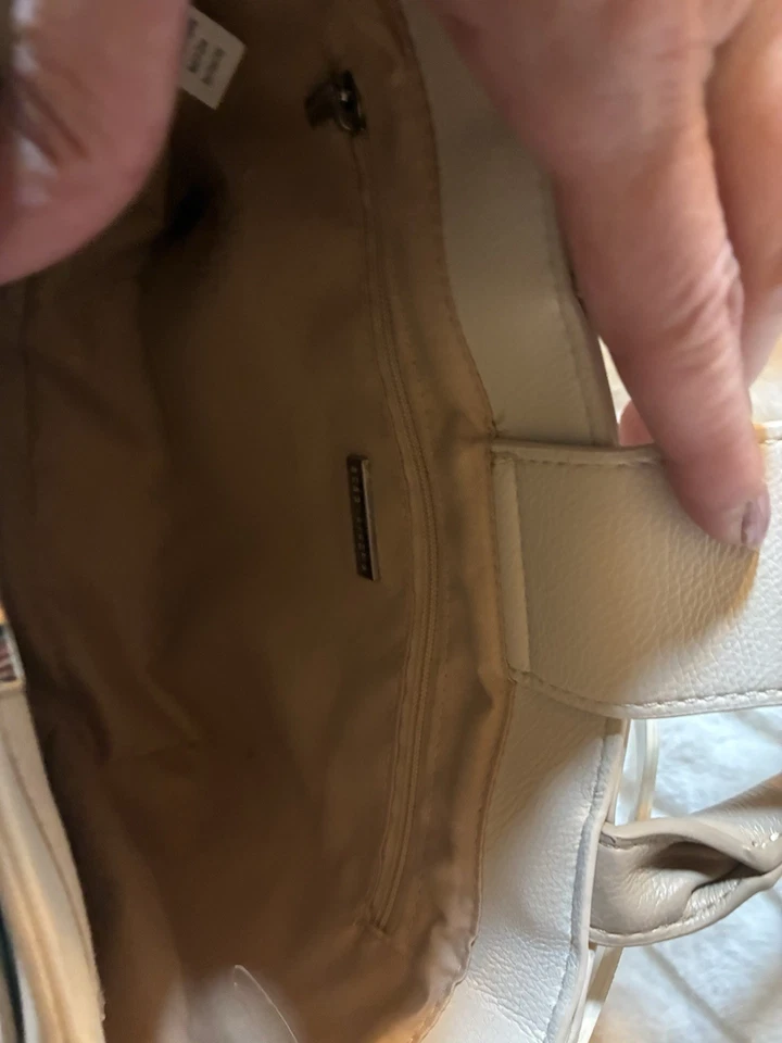 BCBG Max Azria Two Tone Tote Bag Beige Optional Crossbody, NWT MSRP $98 - Image 4 of 4