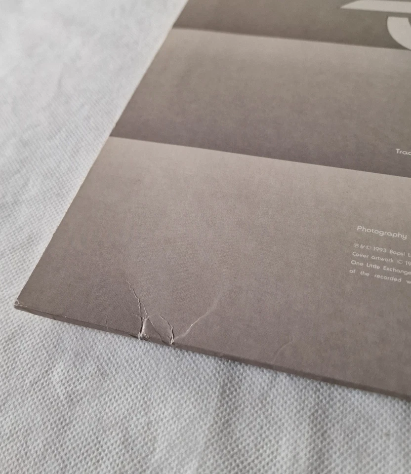 LP Björk Debut 1ST PRESS W/ MIKES-THE EXCHANGE IN MATRIX TPLP31 VINYL RECORD - Image 3 of 4