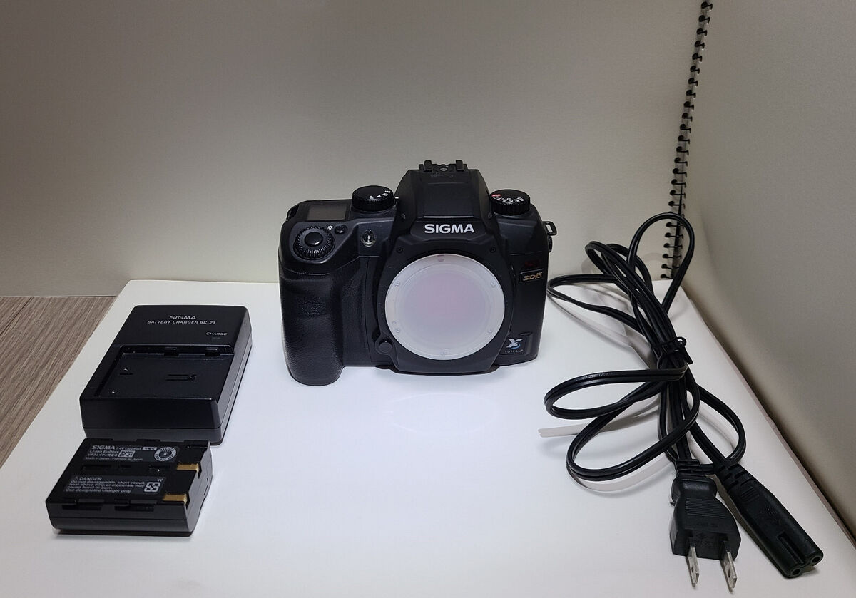 Sigma SD SD15 14.0MP Digital SLR Camera - Black (Body Only Sigma SD SD15 14.0MP Digital SLR Camera - Black (Body Only