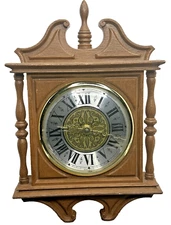 Vintage Spartus Wall Clock Faux Wood Floral Model S4130