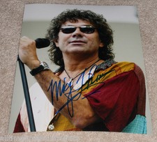 SINGER MICKEY THOMAS SIGNED AUTHENTIC 'JEFFERSON STARSHIP' 8x10 PHOTO D w/COA