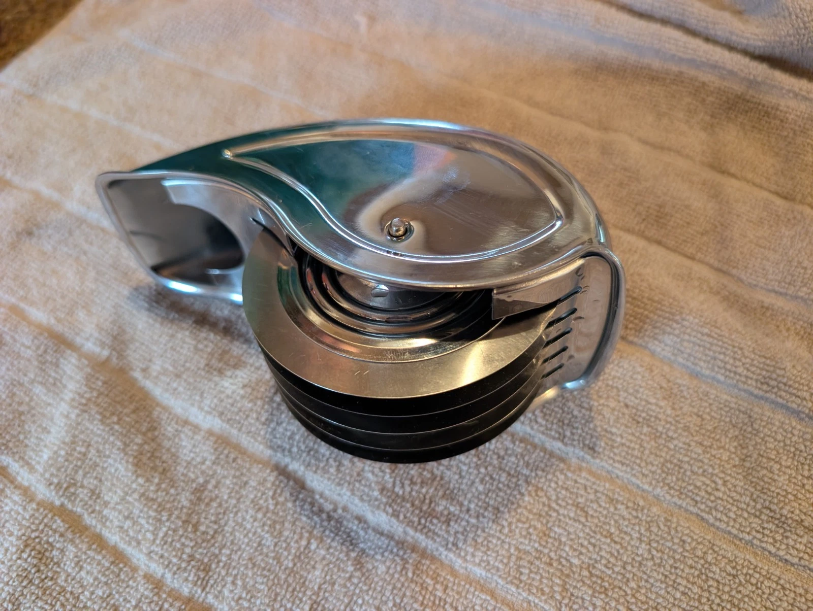 Stainless Steel Rolling Herb Cutter 5 Blades, MIU France Brand
Opens in a new window or tab