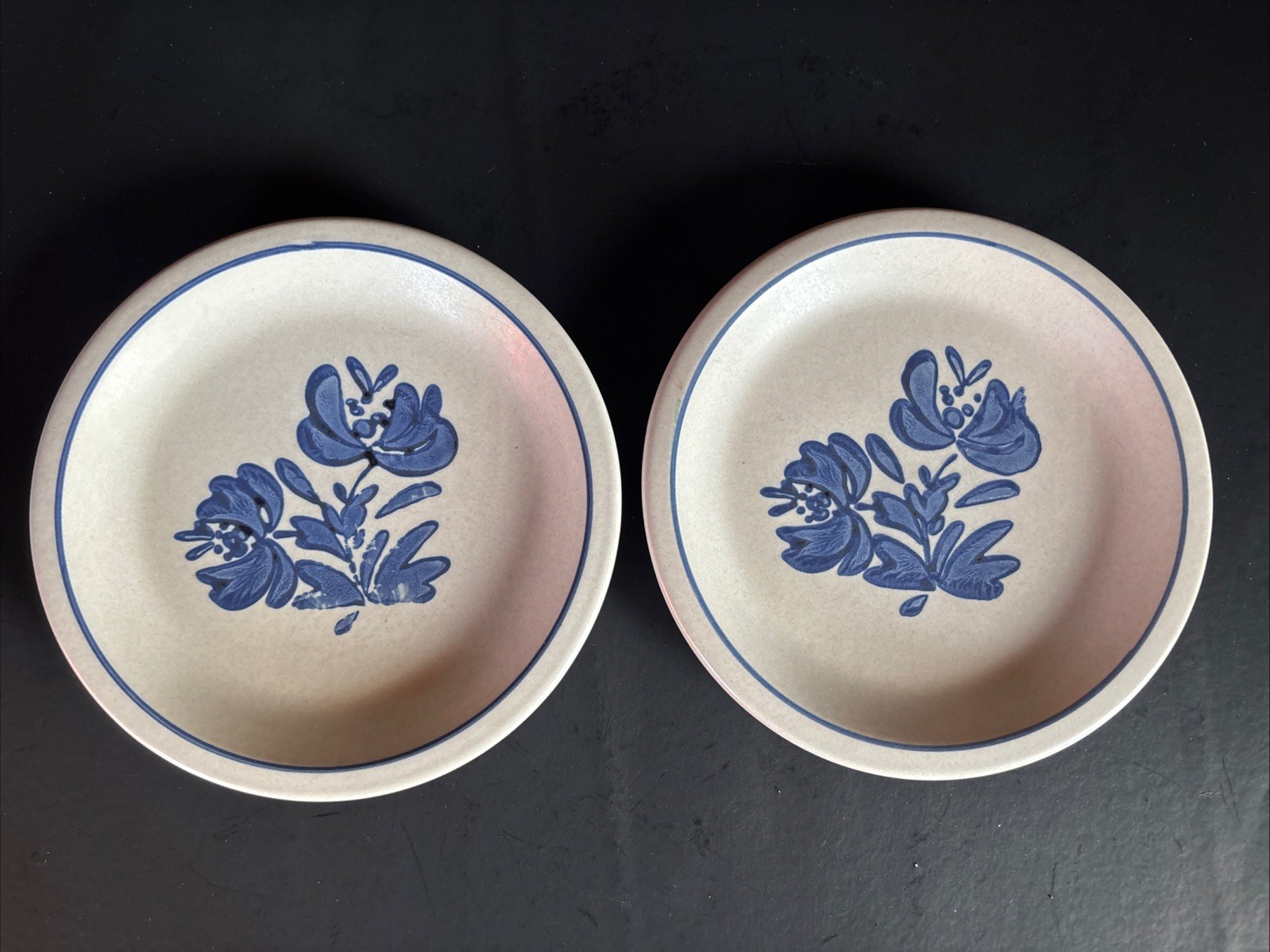 Set Of 2 Pfaltzgraff Yorktowne 6 7/8