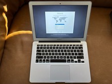 Apple MacBook Air A1466 13.3" i5 2017 4GB RAM 250GB SSD