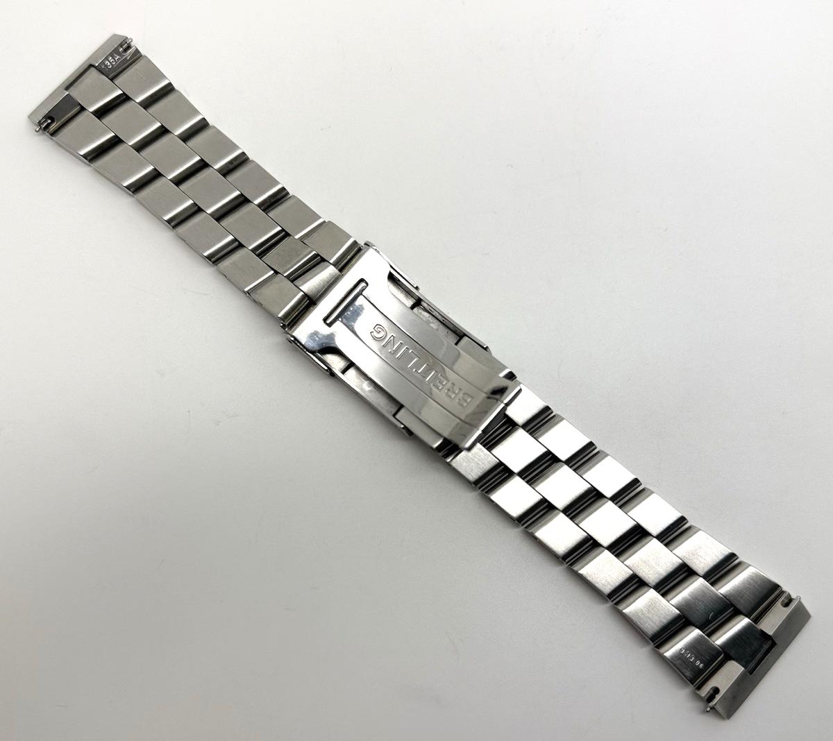Breitling Super Avenger 135A 24mm Stainless Steel Watch Bracelet