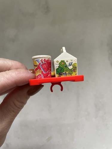 Vintage Barbie Miniatur McDonalds Fun Time Happy Meal Essen Tablett für Stacie - Bild 6 von 8