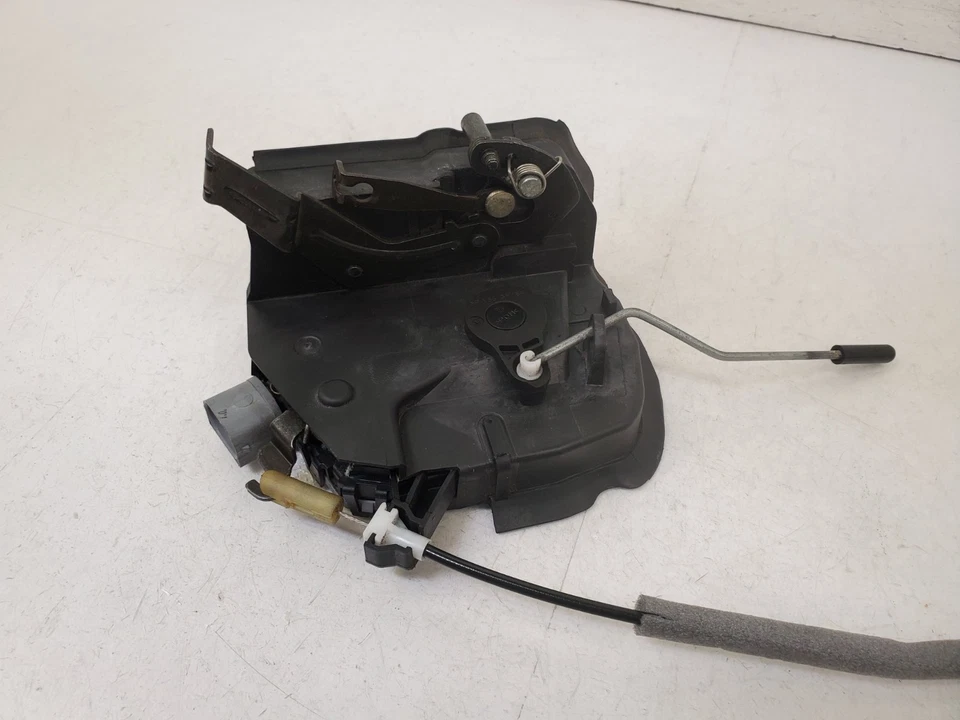 ✅ 01-06 OEM BMW E46 M3 325Ci 330Ci FRONT Passenger Door Lock Latch Actuator - Image 2 of 4