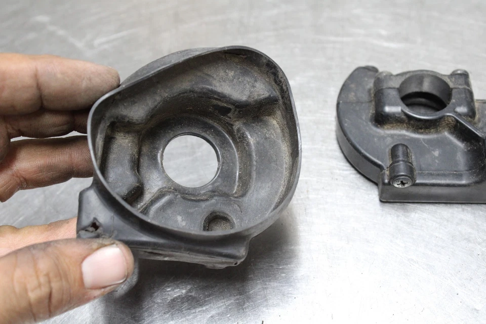 01-13 KAWASAKI KX85 THROTTLE CABLE LINE HOUSING GUIDE Foto 2 de 4