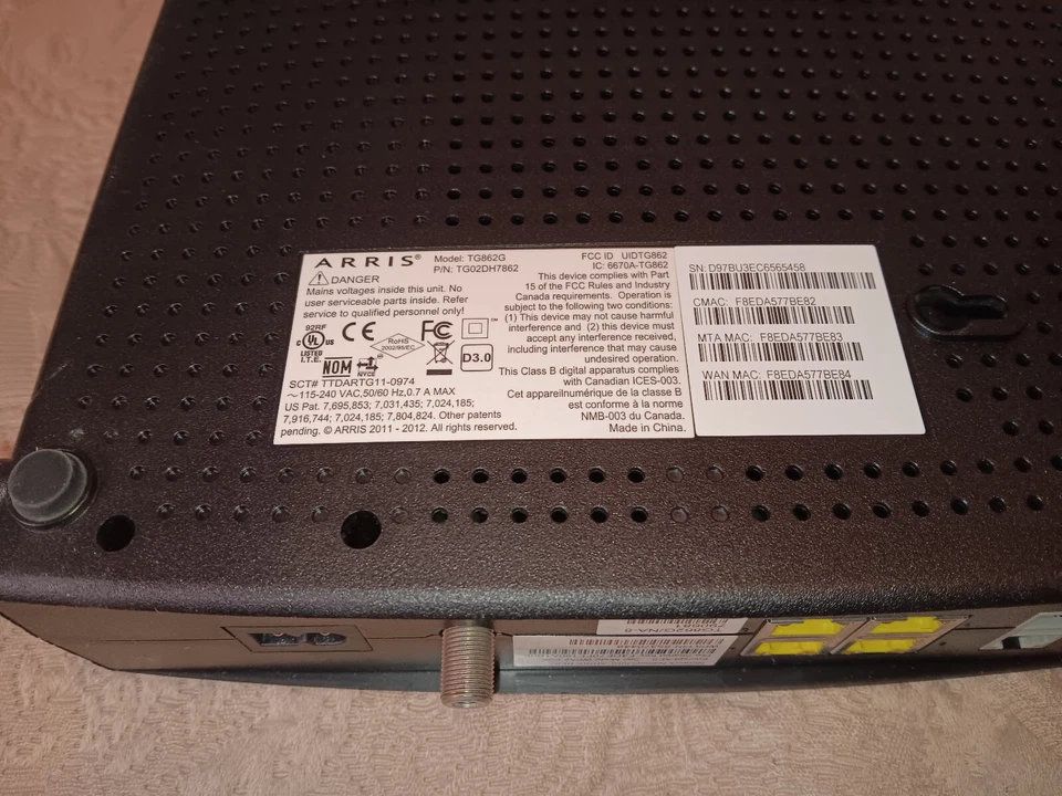 Módem router gateway cable inalámbrico Arris TG862G DOCSIS 3.0 sin probar Foto 4 de 4