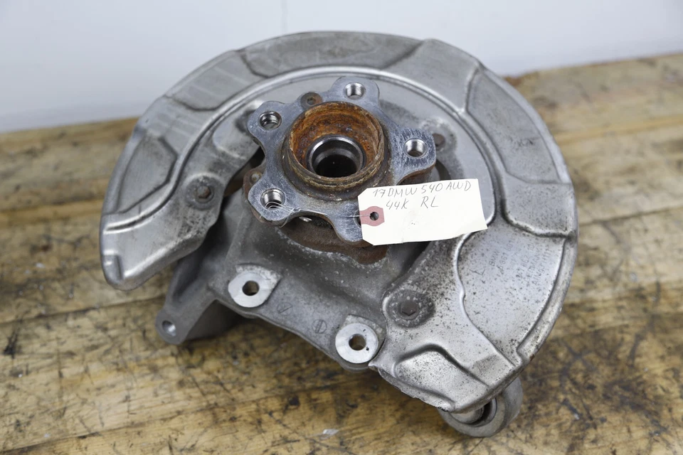 2017 - 2020 BMW 530i 540i G30 REAR LEFT DRIVER SIDE SPINDLE KNUCKLE HUB OEM - Image 2 of 4