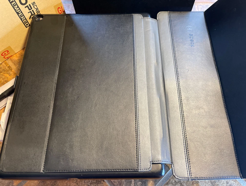 Apple iPad Pro 12.9 1st (128gb) Cellular (A1632) Randomly RESET {iOS13} REPAIR - Image 2 of 4