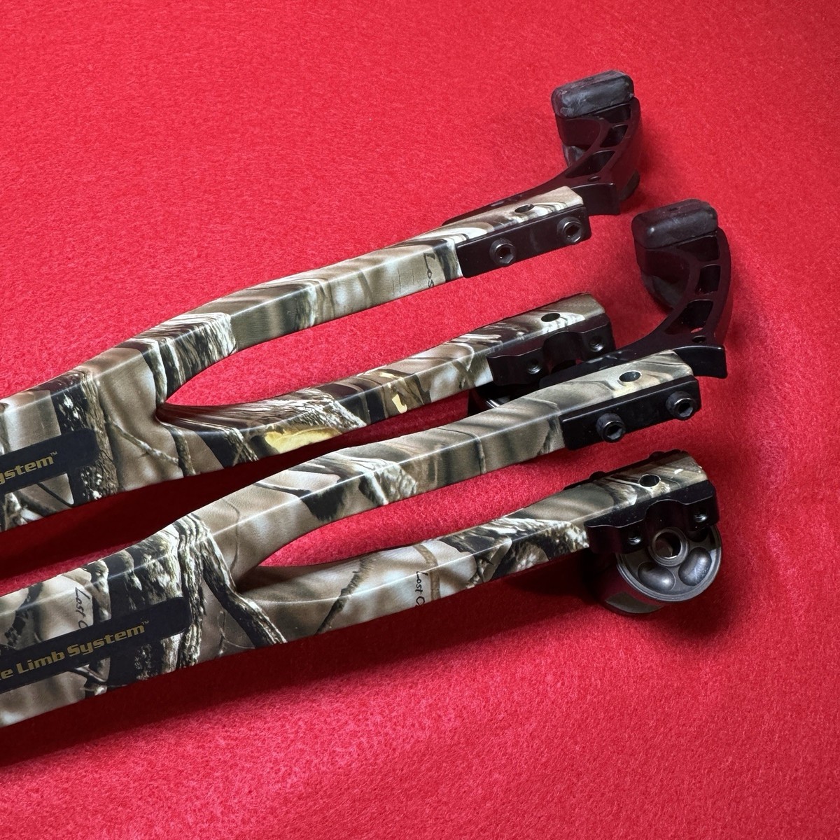 Mathews Z7 Xtreme 65# Lost Camo RH Replacement Limbs | eBay