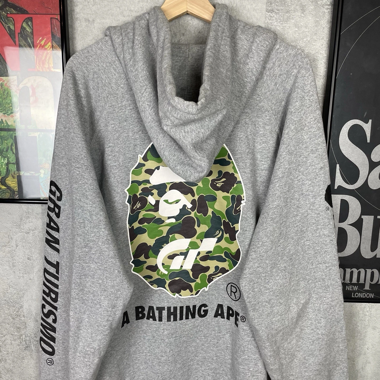 A BATHING APE (BAPE) Felpa con cappuccio mimetica Bape Undefeated Gran Turismo grigio verde taglia XXL