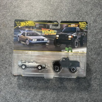 Hot Wheels Premium Back To The Future - Delorean Time Machine, Toyota Pickup 